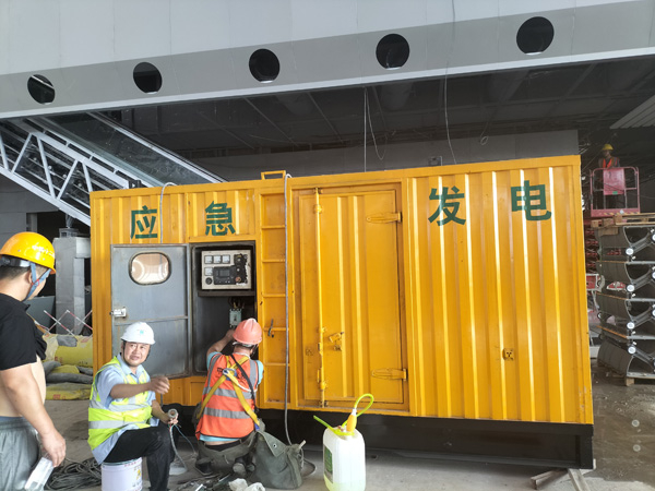 太康怎样判断空气滤清器是否需要更换？